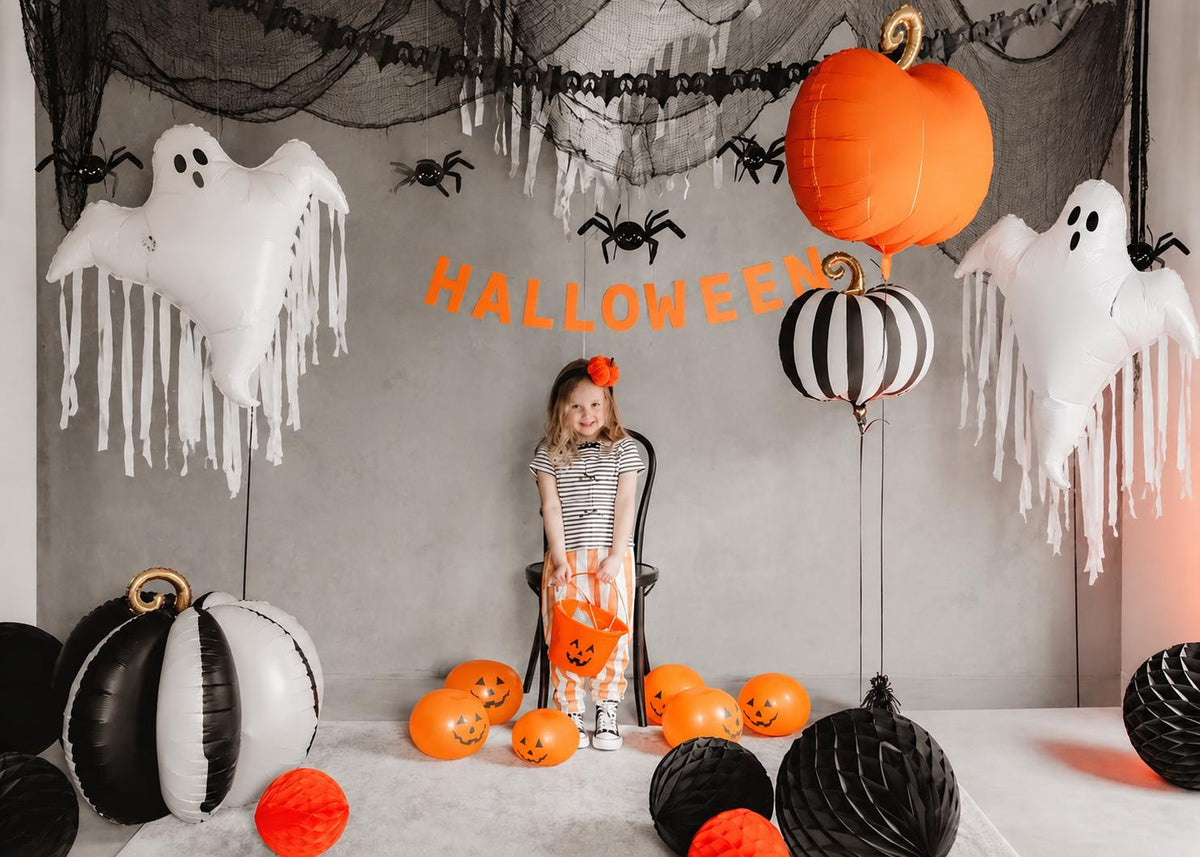 Halloween ghost and pumpkin helium balloons with black, white and orange styling – Halloween balloon delivery Adelaide